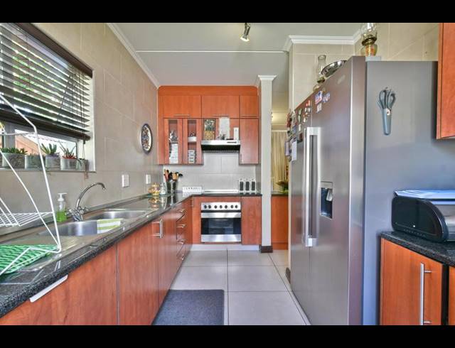 3 BEDROOM APARTMENT FOR SALE IN EAGLE CANYON GOLF ESTATE